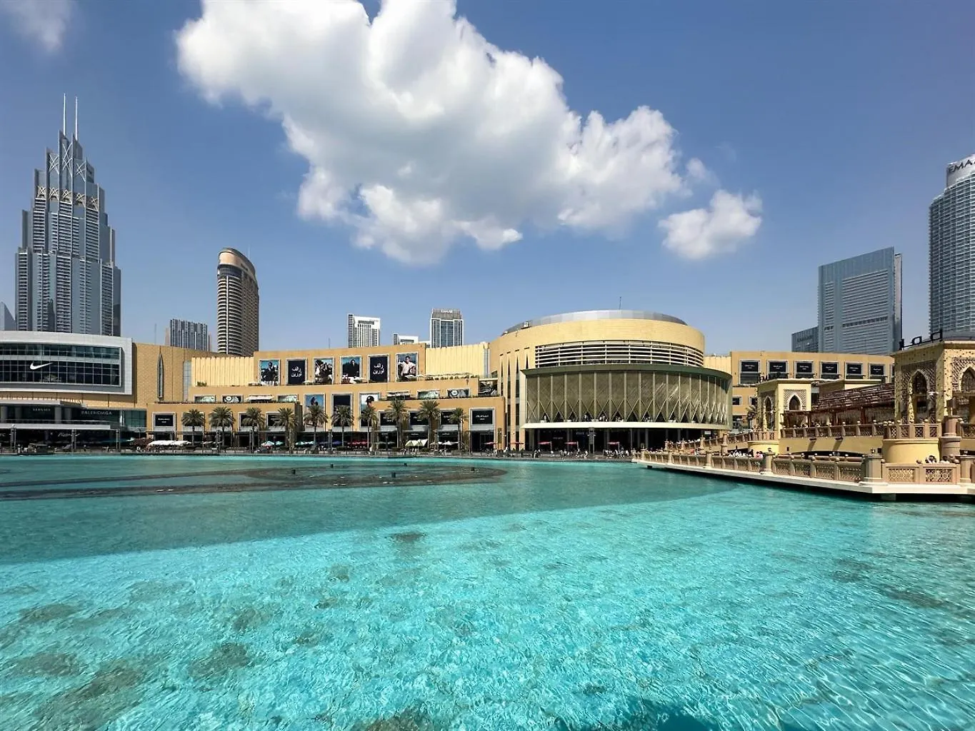 Lux 2Br Designer Sanctuary W Trendy Decor Apartment Dubai