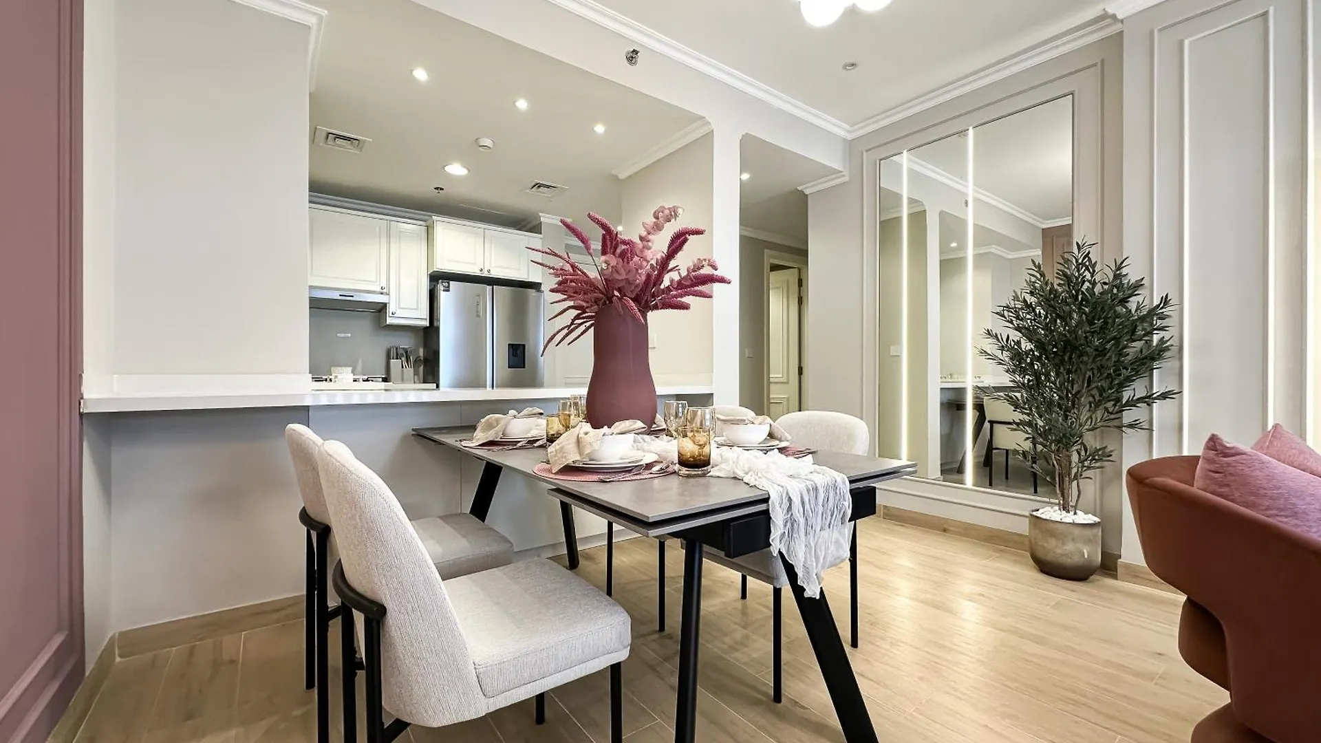 Lux 2Br Designer Sanctuary W Trendy Decor Apartment Dubai 0*,